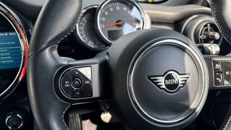 MINI Hatchback 1.5 Cooper Sport 5dr Auto Petrol Hatchback